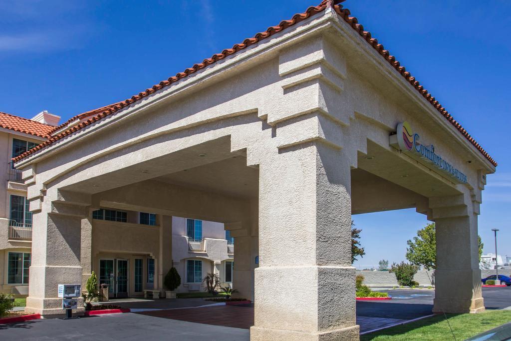 Comfort Inn & Suites Lancaster Antelope Valley Exterior foto