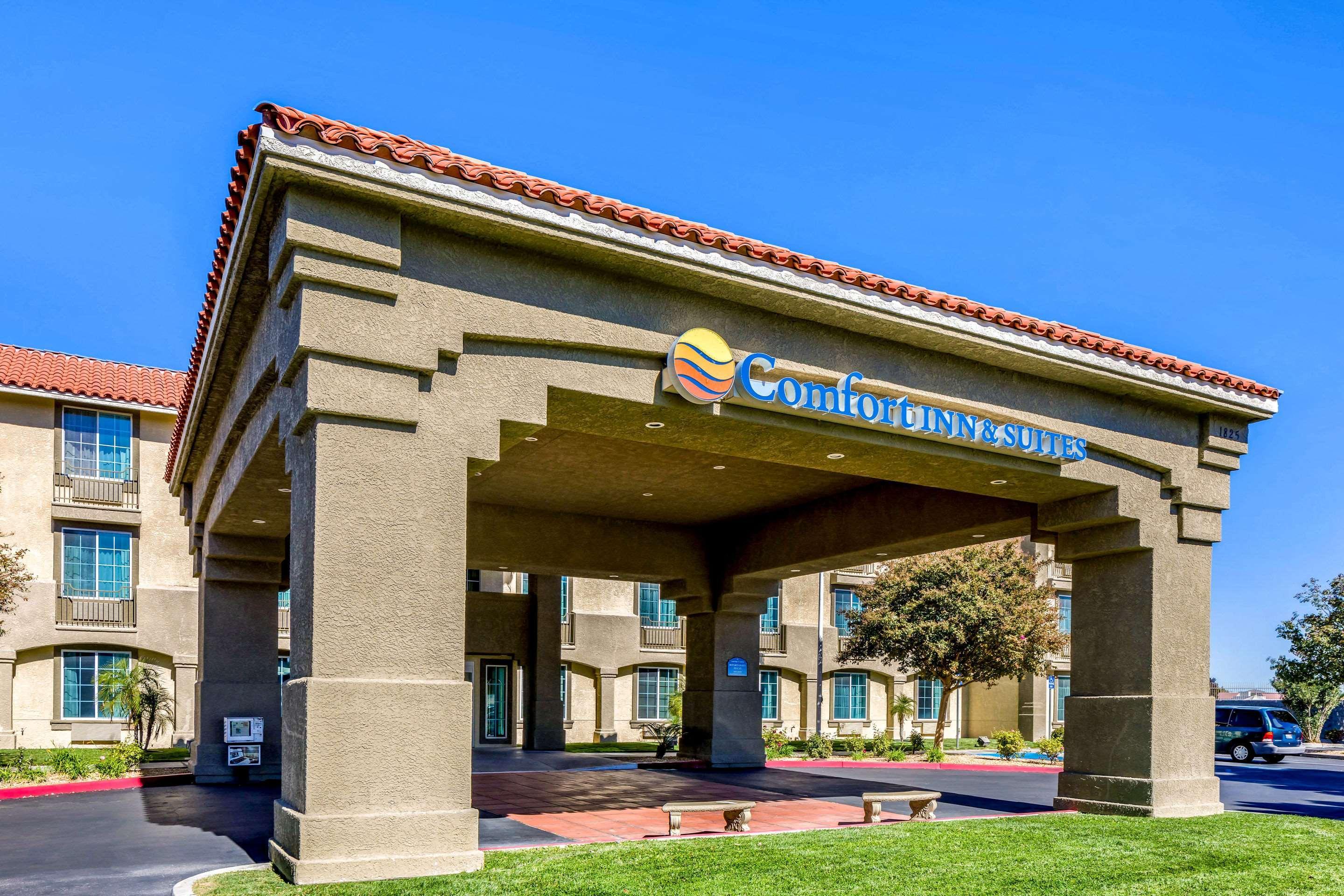 Comfort Inn & Suites Lancaster Antelope Valley Exterior foto
