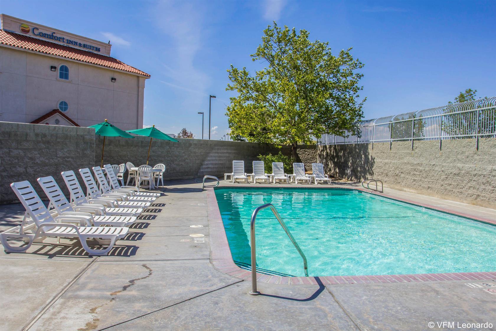 Comfort Inn & Suites Lancaster Antelope Valley Exterior foto