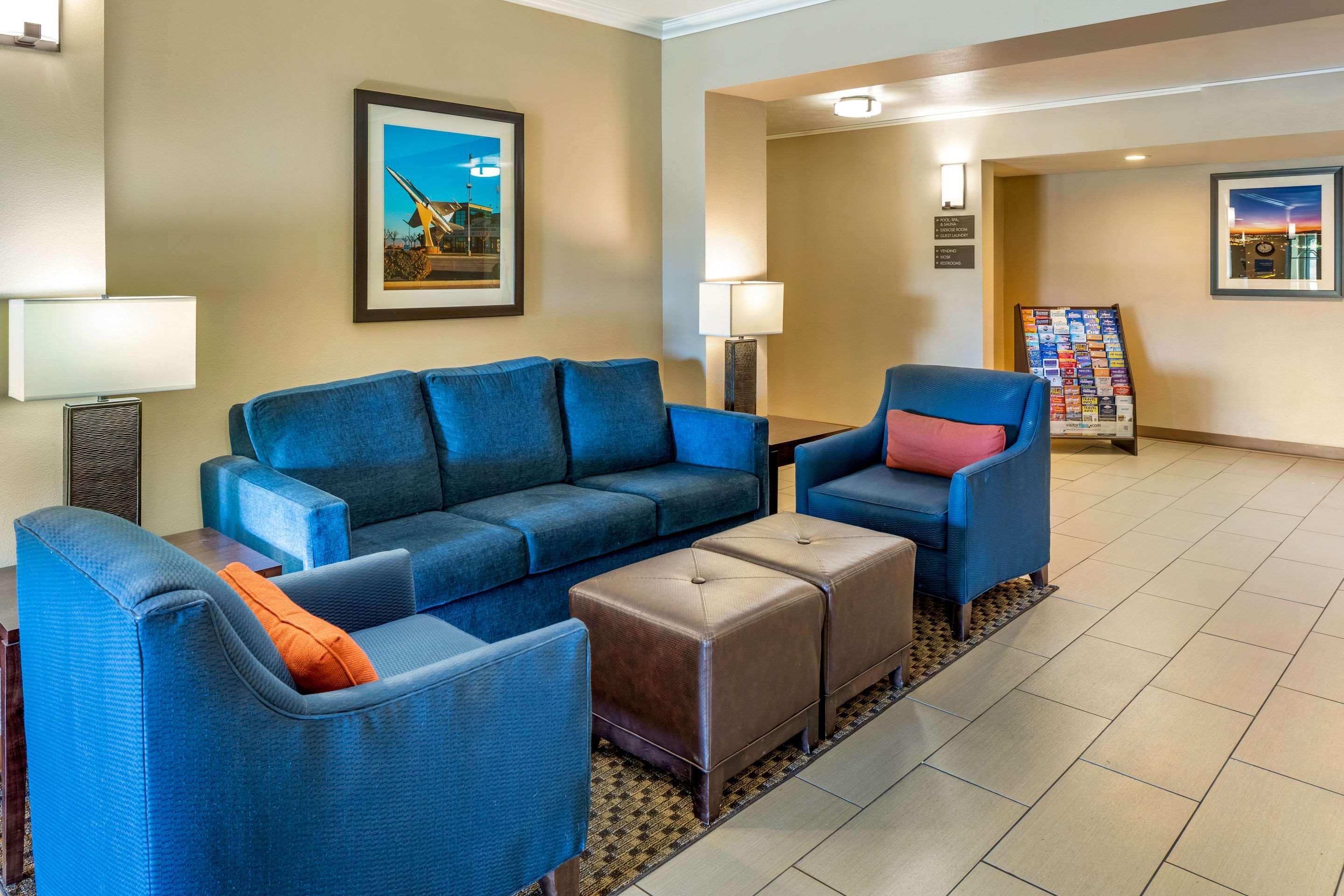 Comfort Inn & Suites Lancaster Antelope Valley Exterior foto